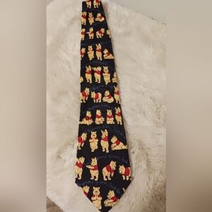 Winnie the Pooh 100% Silk Men's Tie